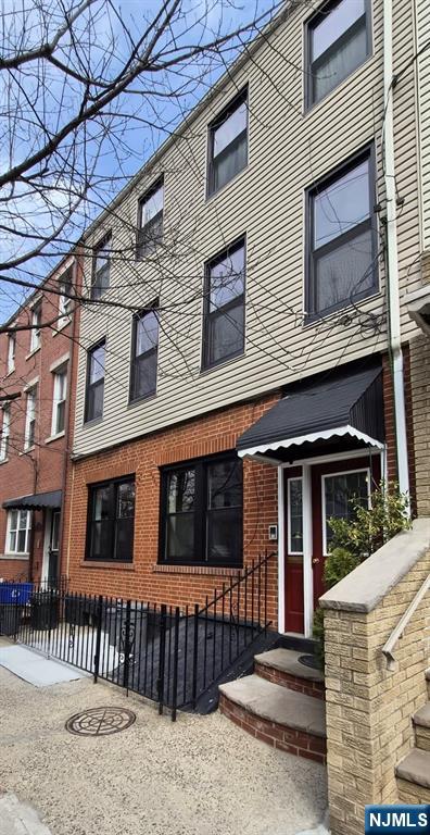 226 Brunswick Street