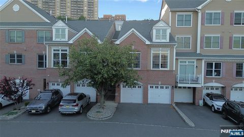 Photo of 169 Price CT #169, West New York, NJ 07093 (MLS # 26025985)