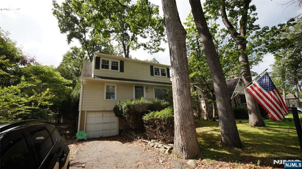 163 Chestnut Drive