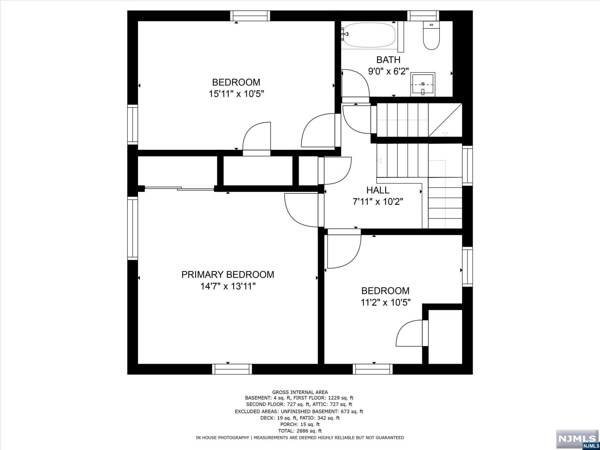 Main image without alt text