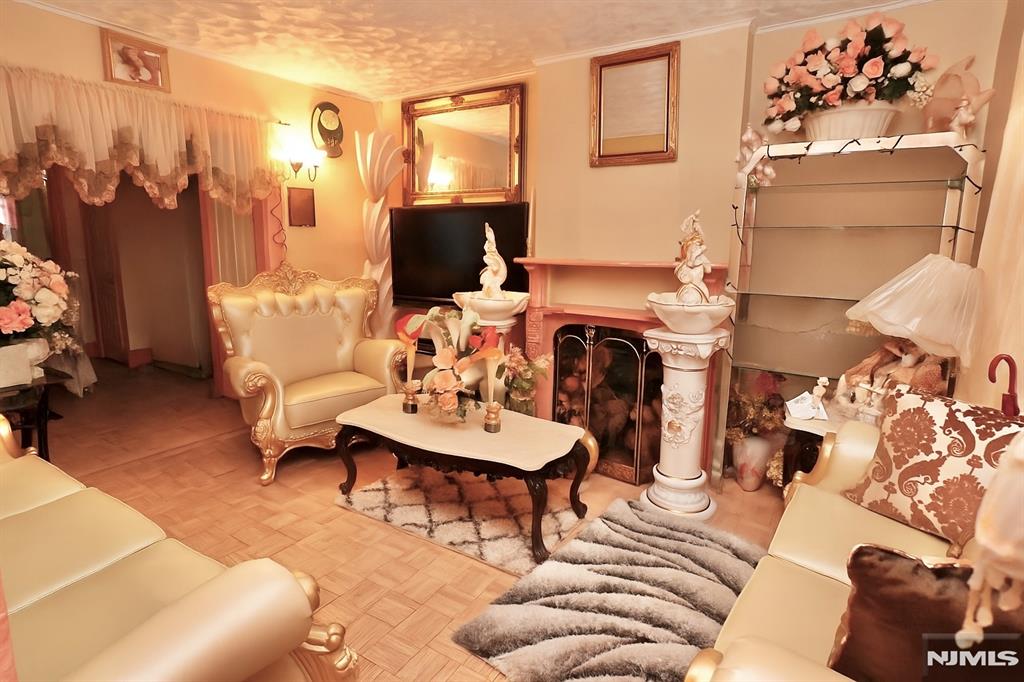 22-24 Kensington Place