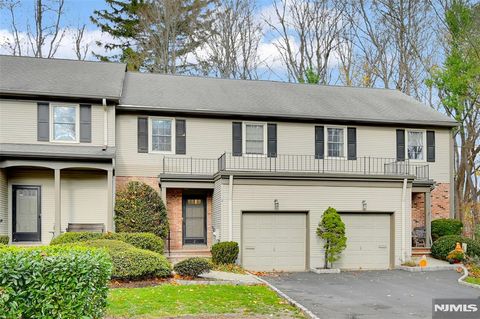 2 Allison Court Allendale NJ 07401