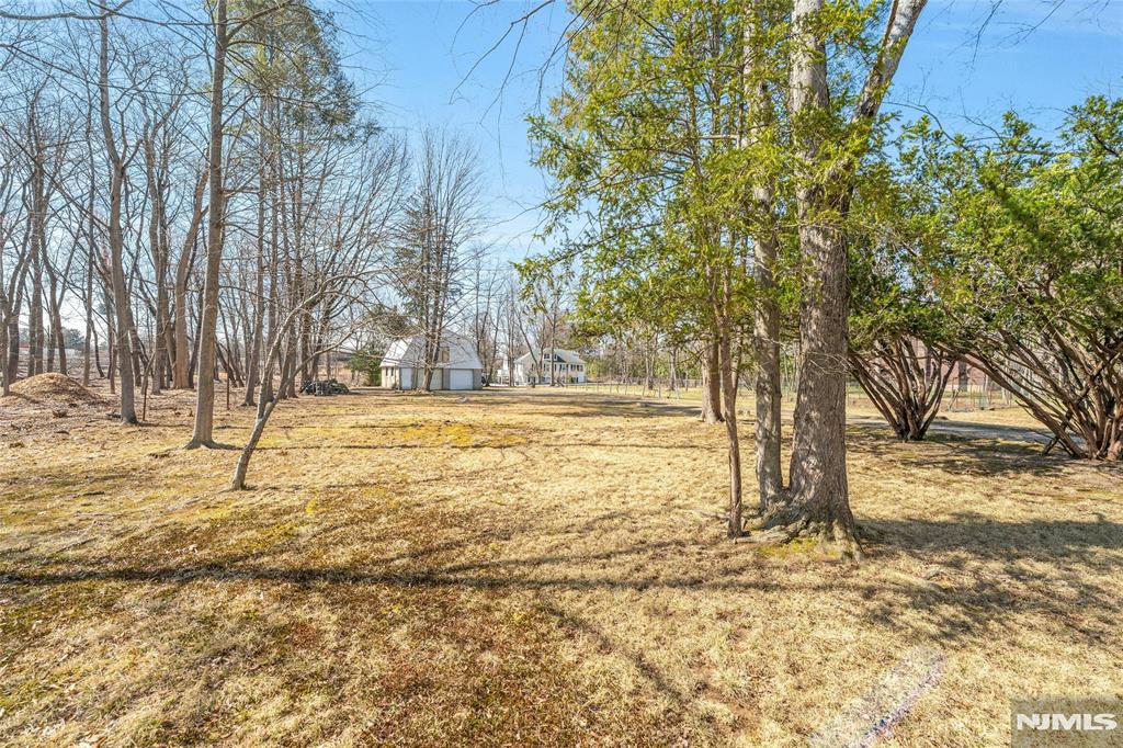 510 W Saddle River Road