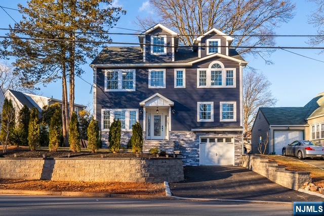 Property for Sale at 831 W Inman Avenue, Rahway, New Jersey - Bedrooms: 5 
Bathrooms: 5 
Rooms: 16  - $938,900