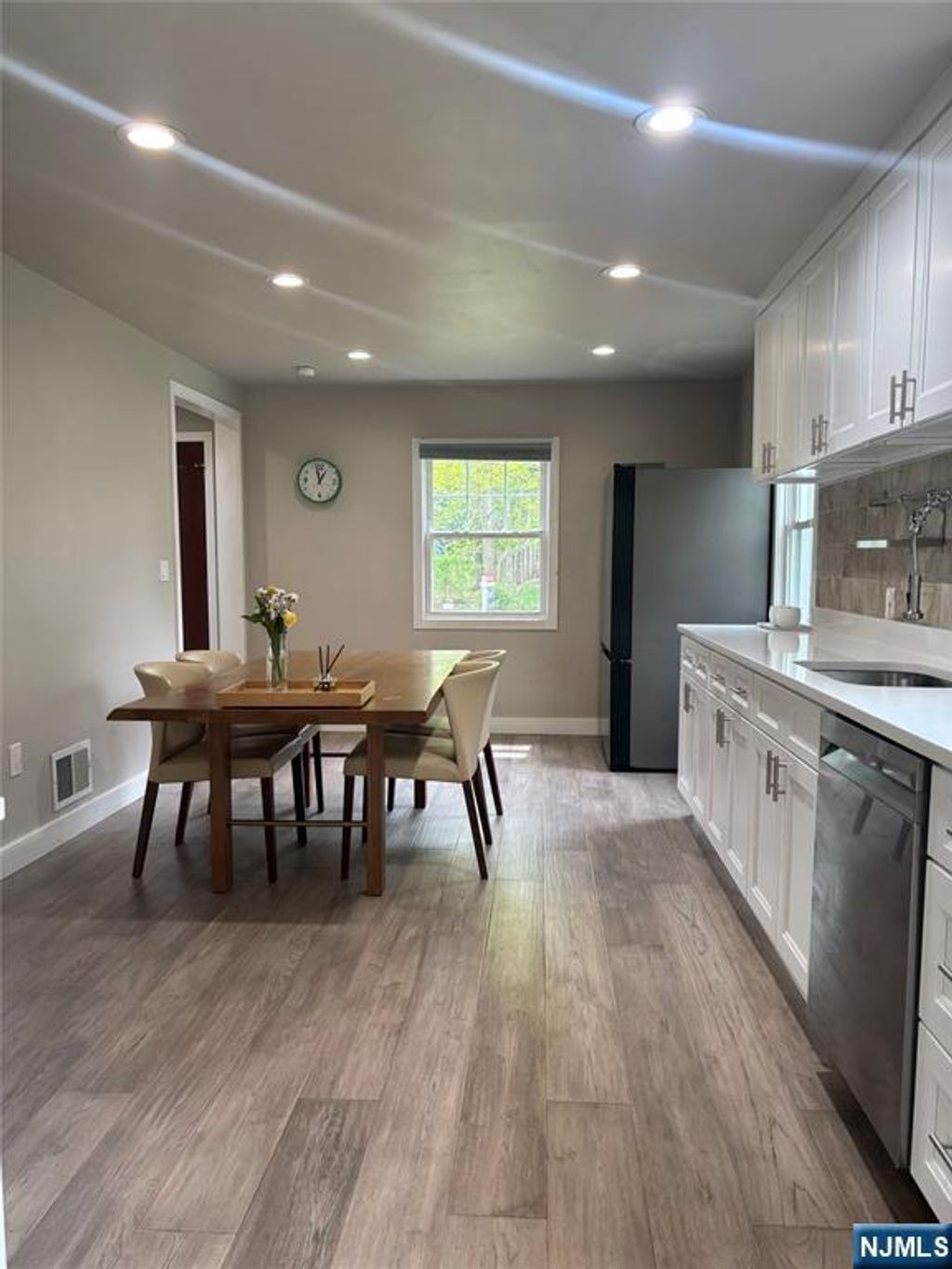 Photo of 267 Hickory Avenue, Tenafly, NJ 07670 (MLS # 26014148)