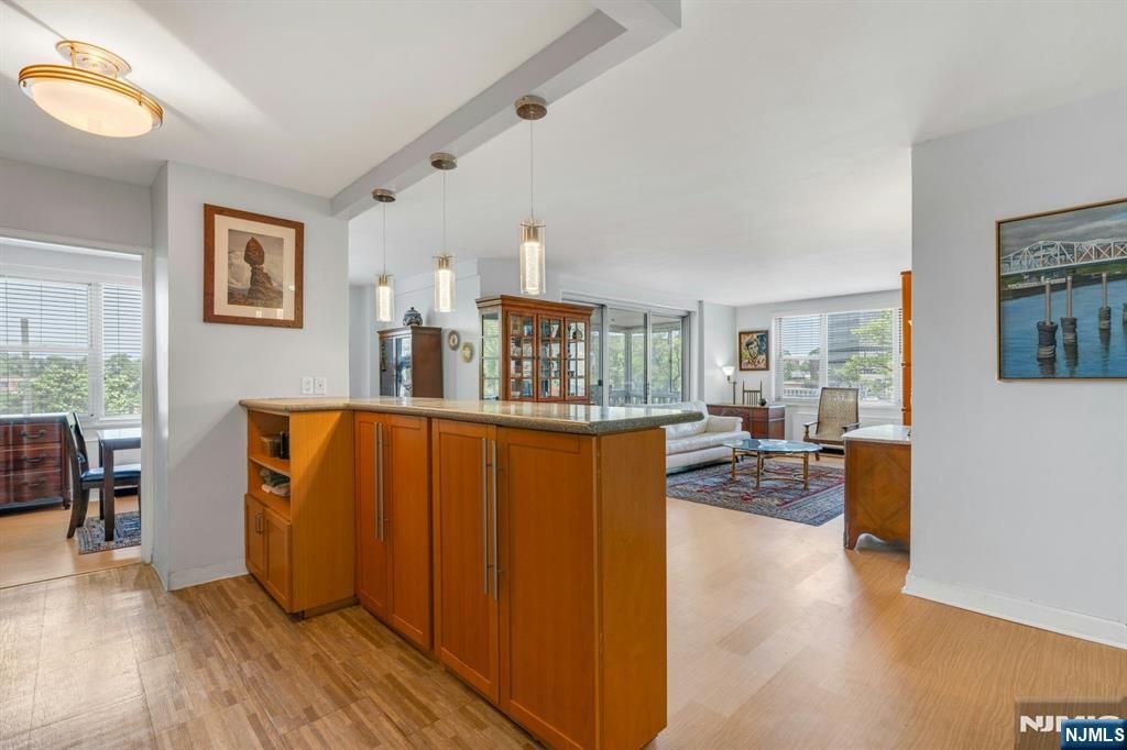 Photo of 2100 Linwood Avenue #3S, Fort Lee, NJ 07024 (MLS # 26018685)