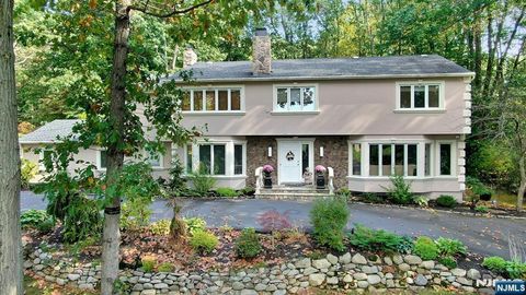 17 Sycamore Drive Woodcliff Lake NJ 07677