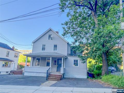 Photo of 15 4th Street, South Orange Village, NJ 07079 (MLS # 25033276)