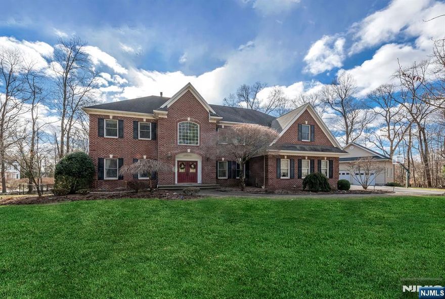 Nestled in the desirable Fardale section, this exquisite 5 BR home offers a perfect blend of luxury, comfort, & privacy, situated on a quiet cul-de-sac w/ beautiful landscaping. Enter a 2 story EF, large LR w/priv doors, & banq size DR. 2 story great room, stunning FP adjacent to the oversized kitchen with high-end appliances, seated island, ample counter space, FP and French doors to rear yard. 1st fl BR, full bath & entry to 2 car grg. The homeâ€™s finished basement is a true highlight, complete with a wine cellar, wet bar, gaming area and room for a gym. For those who work from home or need additional space, a detached 2 car garage offers a private office, providing the ultimate in convenience and flexibility. The rear yard offers an oasis, sparkling pool & spa, surrounded by lush landscaping. This home offers an abundance of space both indoors and out, and is perfect for those seeking a luxurious and tranquil lifestyle. This is more than a home; itâ€™s a lifestyle.