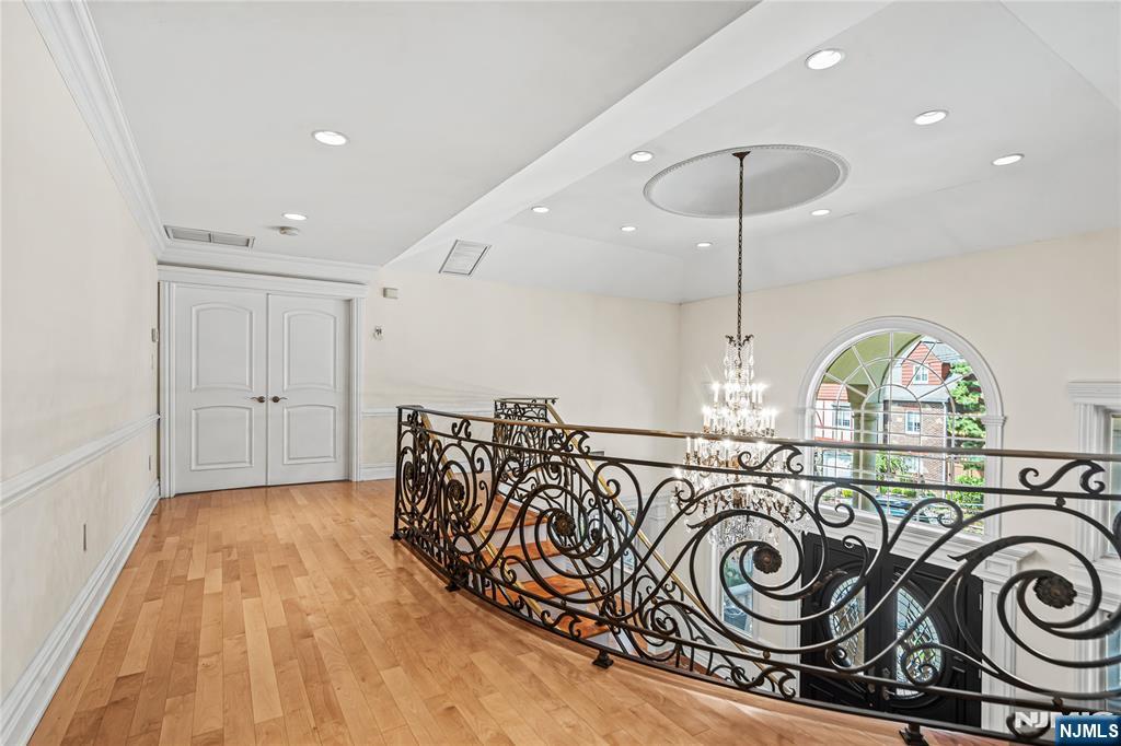 512 Winterburn Grove