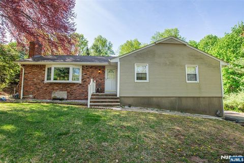 226 Miller Road, Mahwah, NJ 07430 - MLS#: 25015214
