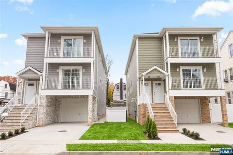 133 E 15th East Orange NJ 07017