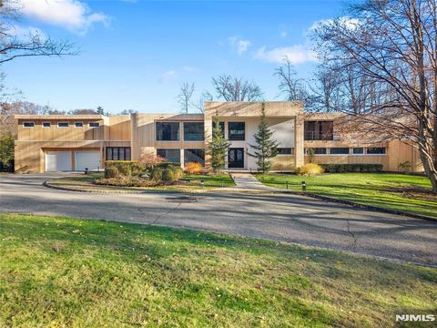 Photo of 41 Park Way, West Orange, NJ 07052 (MLS # 25042932)