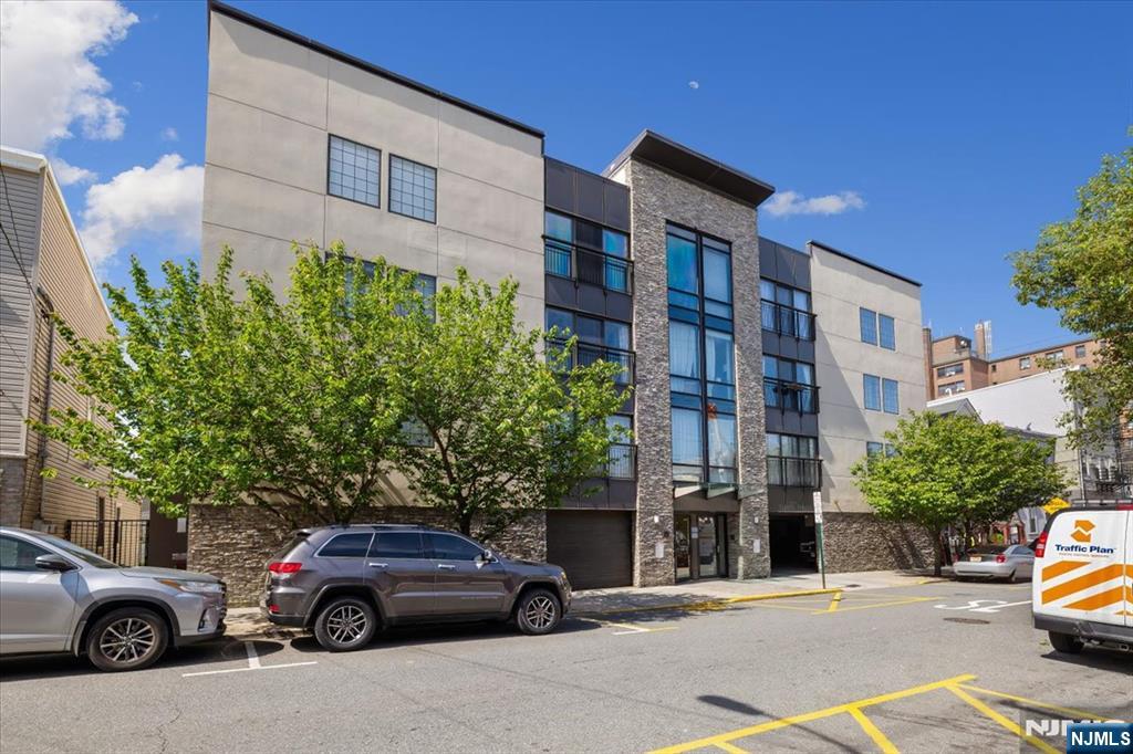 125 70th Street 3H