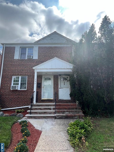 Photo of 594 Maple Avenue, East Orange, NJ 07017 (MLS # 26026386)