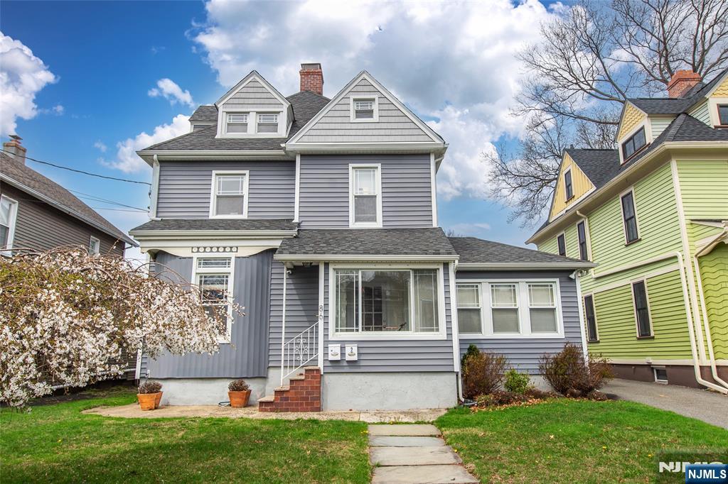 Property for Sale at 86 Grove Street 2, Montclair, New Jersey - Bedrooms: 3 
Bathrooms: 1  - $499,000
