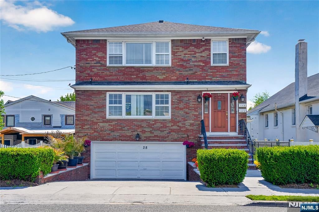 28 1st Street
