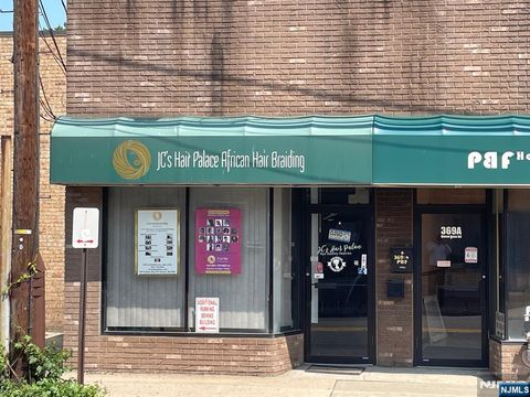 369 Queen Anne Teaneck NJ 07666