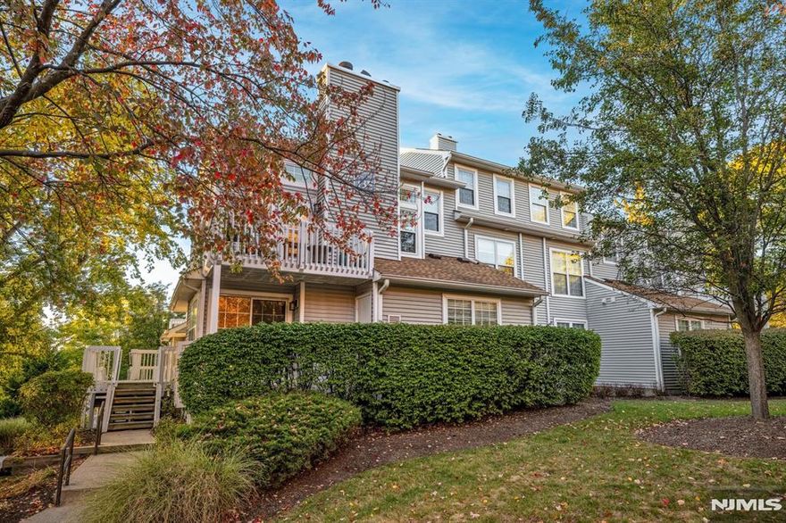 Welcome to this beautiful condo in the desirable Cross Creek Pointe community. This 2-bedroom, 2-bath unit offers a spacious modern kitchen with stainless steel appliances, flowing seamlessly into the open-concept dining and living area with a cozy fireplace and access to a private balcony. The primary bedroom features a walk-in closet and en-suite bath, while the second bedroom also includes its own full bath. Enjoy the convenience of in-unit laundry, bright sunlight exposure, and one-floor living at its finest. The complex offers a swimming pool, tennis courts, BBQ area, and easy access to NYC transportation, shopping, and houses of worship.