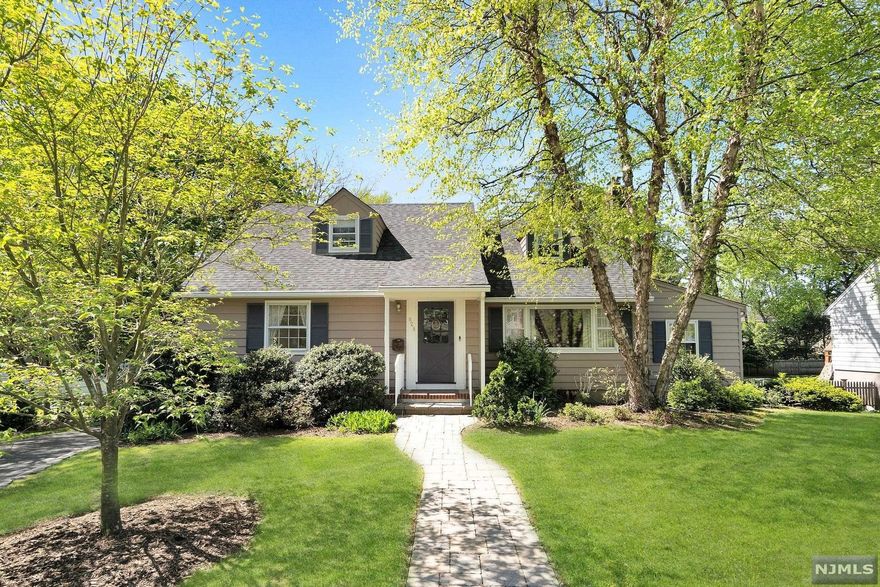 BEAUTIFUL AND WELL MAINTAINED ROUGHGARTEN BUILT HOME IN PRIME LOCATION OF HO-HO-KUS FEATURES A FIRST FLOOR MASTER BEDROOM, IN GROUND POOL AND OVERSIZED LOT. FIRST FLOOR FEATURES ENTRY FOYER, SUN FILLED LIVING ROOM, LARGE DINING ROOM, OFFICE, MODERN EAT IN KITCHEN WITH CORIAN COUNTERTOPS AND ACCESS TO DECK, SPACIOUS MASTER BEDROOM WITH TWO CLOSETS, SECOND BEDROOM WITH LARGE WINDOWS AND BEAUTIFUL VIEW OF REAR YARD AND INGROUND POOL, FULL BATH. SECOND FLOOR INCLUDES TWO LARGE BEDROOMS, FULL BATH AND PLENTY OF CLOSETS AND LARGE WALK IN STORAGE. FULL FINISHED WALKOUT BASEMENT FEATURES, LAUNDRY AREA, HALF BATH, BAR AREA, STORAGE ROOM AND ACCESS TO TWO CAR GARAGE. REAR YARD IS PRIVATE AND PERFECT FOR ENTERTAINING WITH LARGE INGROUND POOL. CONVENIENTLY LOCATED AND WALKING DISTANCE TO SCHOOLS, CENTER OF TOWN AND SHOPPING. THIS CREAM PUFF OF A HOME WILL NOT DISAPPOINT!