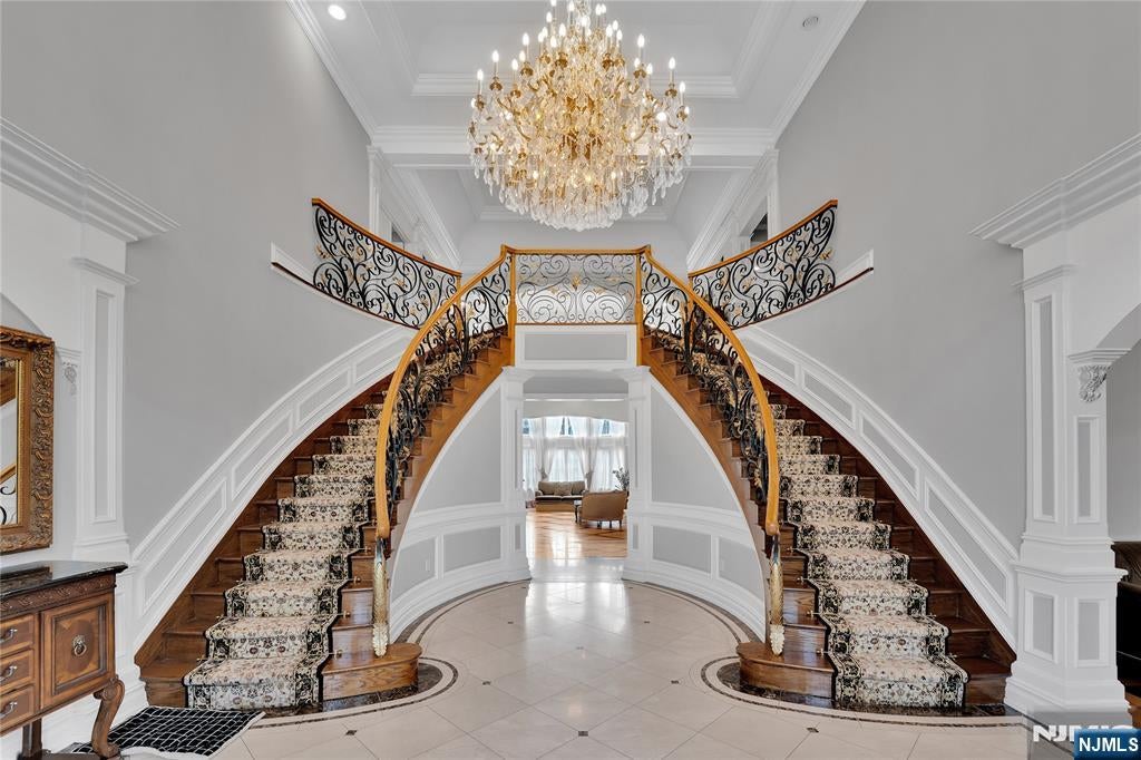 2 Euclid Road