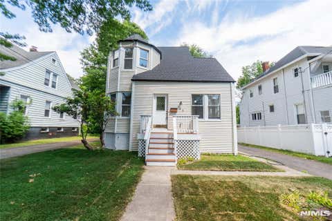 Photo of 245 Elm Avenue, Bogota, NJ 07603 (MLS # 26022610)
