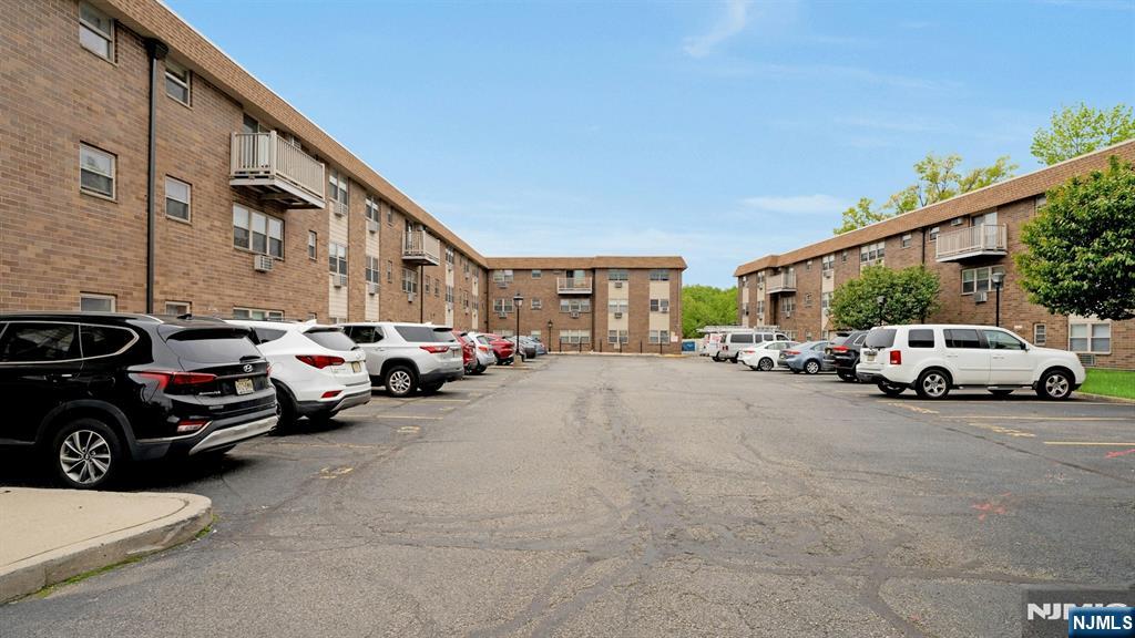 205 Bergen Turnpike 2A