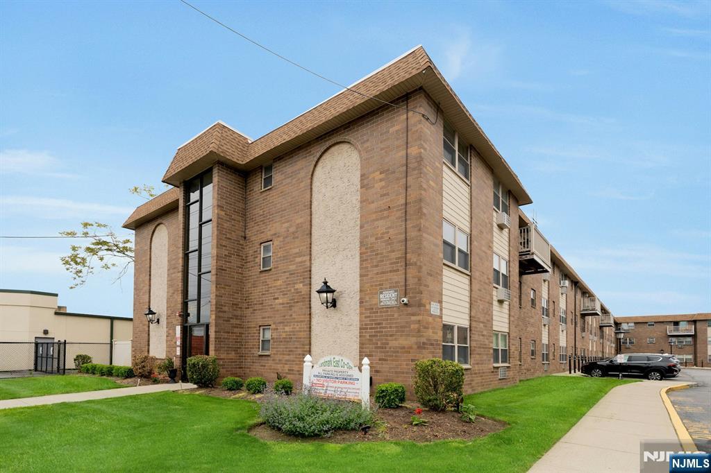 205 Bergen Turnpike 2A