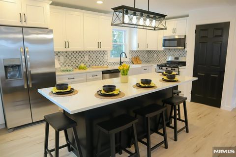 78 Poplar Avenue Little Ferry NJ 07643