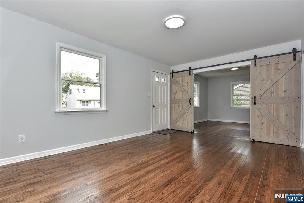 72 Ridgewald Avenue