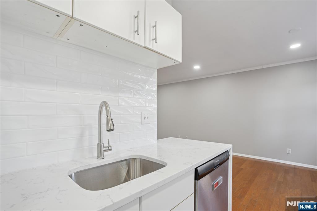 56 68th Street 7