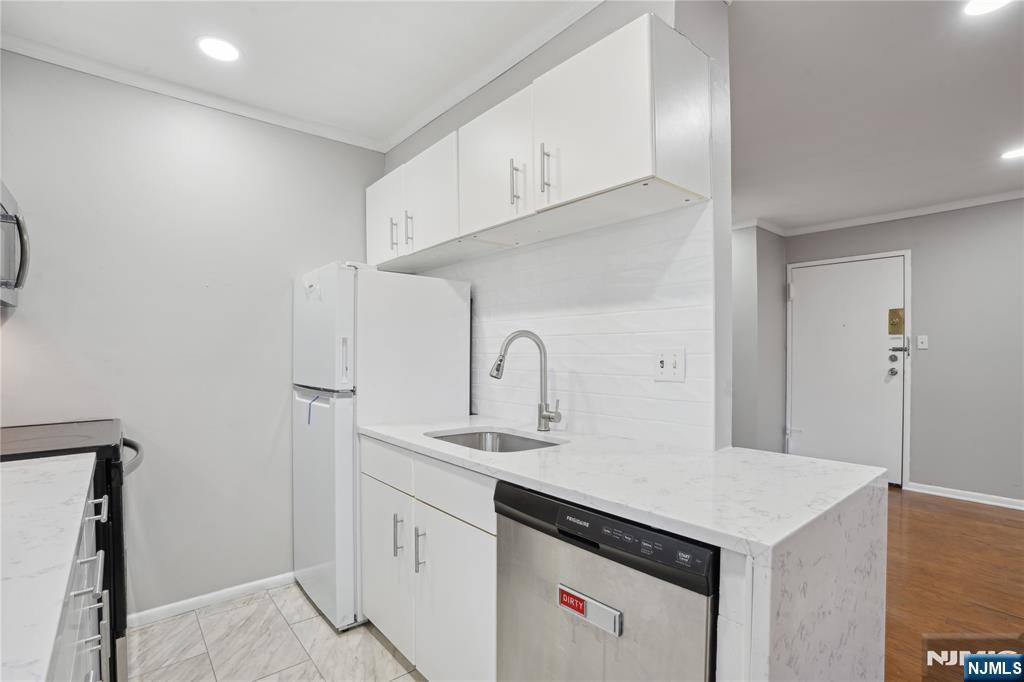 56 68th Street 7