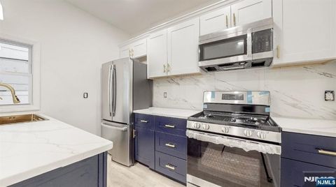 321 Amherst Street East Orange NJ 07018