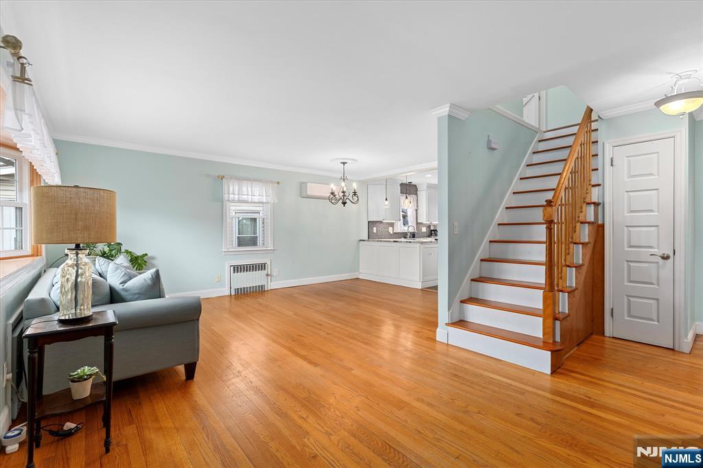 275 Laurel Place