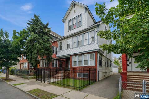 Photo of 926928 20th Street, Newark, NJ 07108 (MLS # 26032222)
