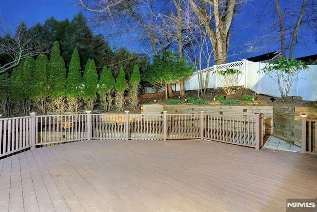 Photo of 685 Center Avenue, Westwood, NJ 07675 (MLS # 25042398)