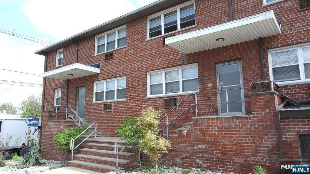 Rental Property at 100 Broad Ave 1B, Palisades Park, New Jersey - Bathrooms: 1 
Rooms: 3  - $1,475 MO.