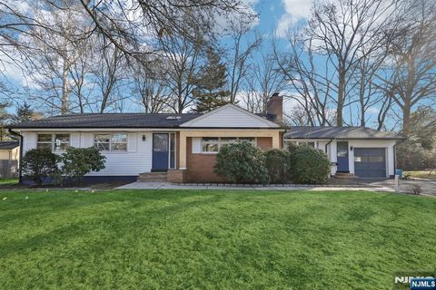 Photo of 217 Knickerbocker Rd, Closter, NJ 07624 (MLS # 26001032)