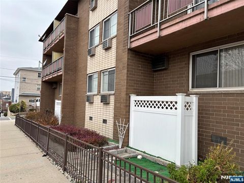 423 Walker Street B5 Fairview NJ 07022