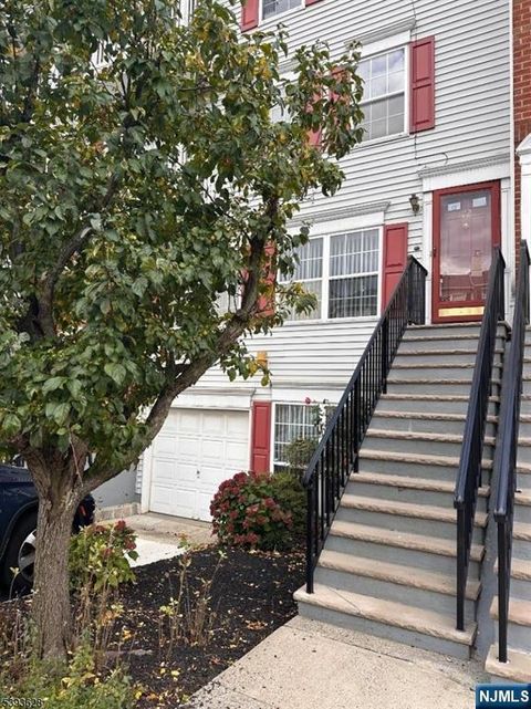 Photo of 72 Vaughan Dr #905, Newark, NJ 07103 (MLS # 25039171)