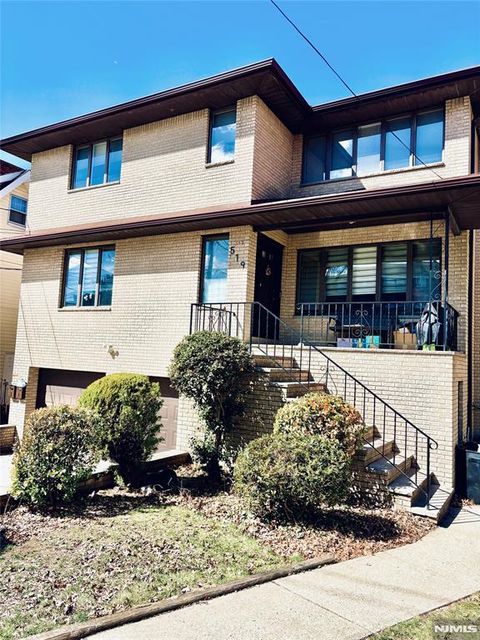 Photo of 519 Broad Avenue, Palisades Park, NJ 07650 (MLS # 26008246)