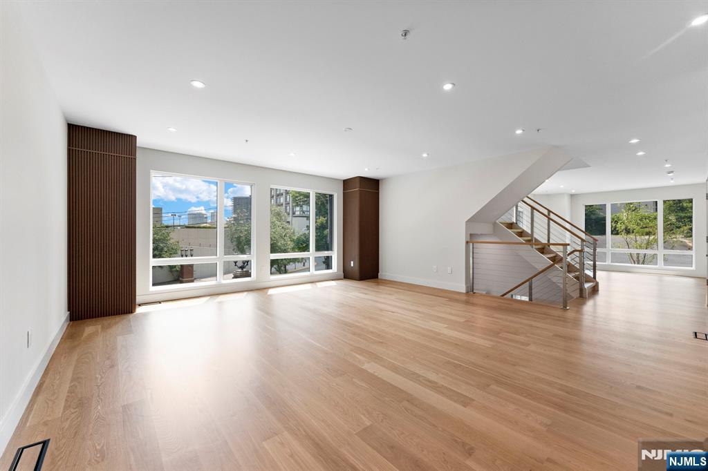 135 Old Palisade Road B