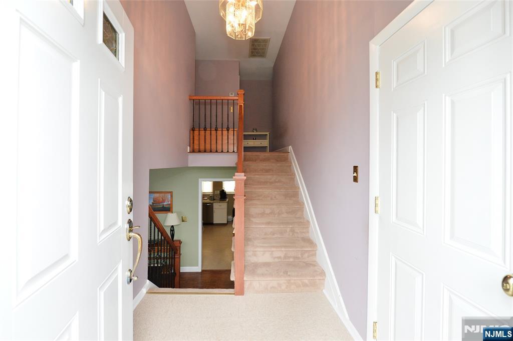 140 Manhattan Avenue