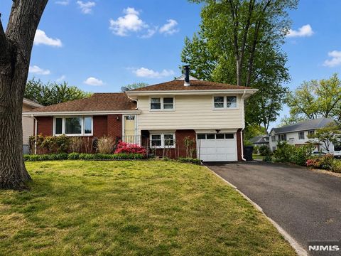Photo of 372 Main Street, Bergenfield, NJ 07621 (MLS # 26016345)