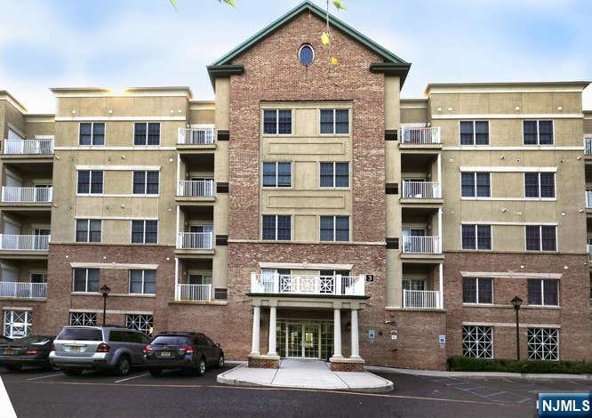 1114 Windsor Park Court