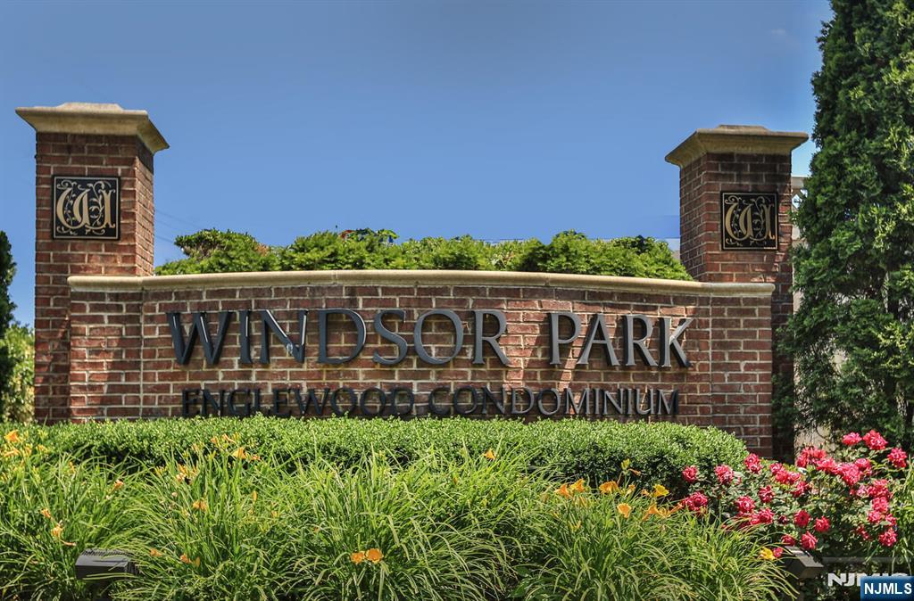 1114 Windsor Park Court