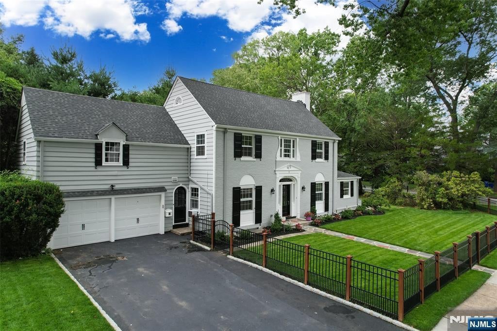 12 Marquette Road