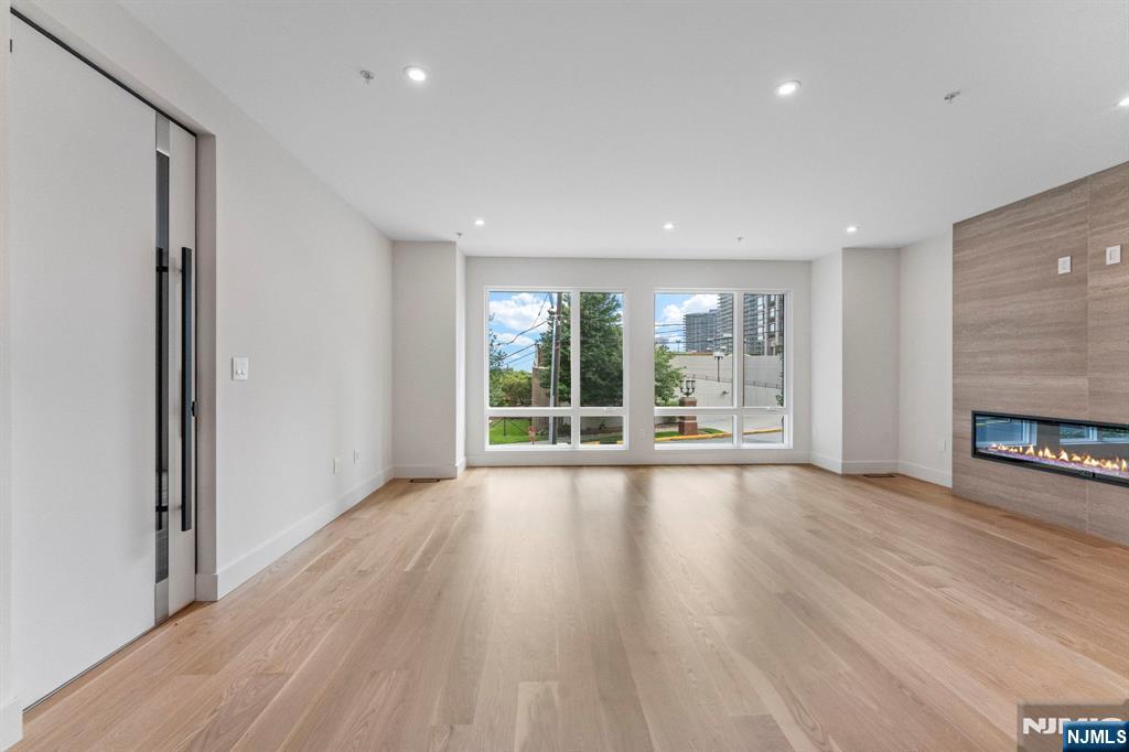 135 Old Palisade Road