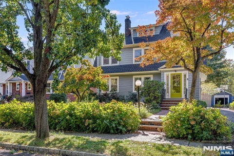Photo of 15 Euclid Place, Montclair, NJ 07042 (MLS # 26038560)
