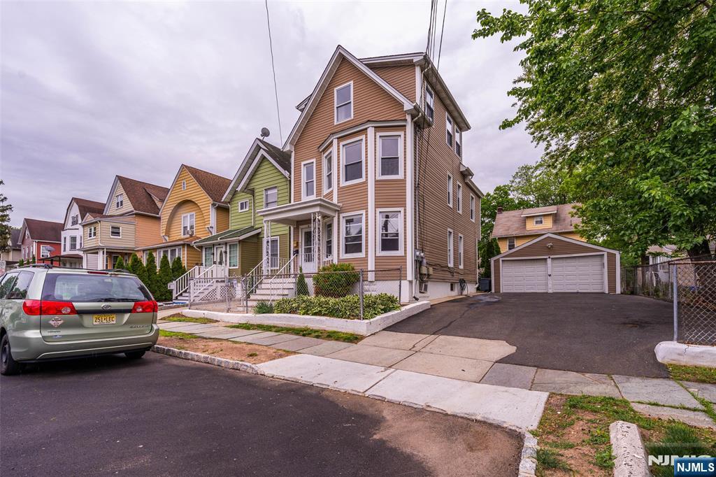 Property for Sale at 10 Westcott Street, Bloomfield, New Jersey - Bedrooms: 4 
Bathrooms: 4 
Rooms: 8  - $599,000